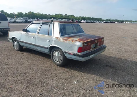 1988 Dodge Aries Le z USA, uszkodzony, nr VIN 1B3BD46K1JF101156